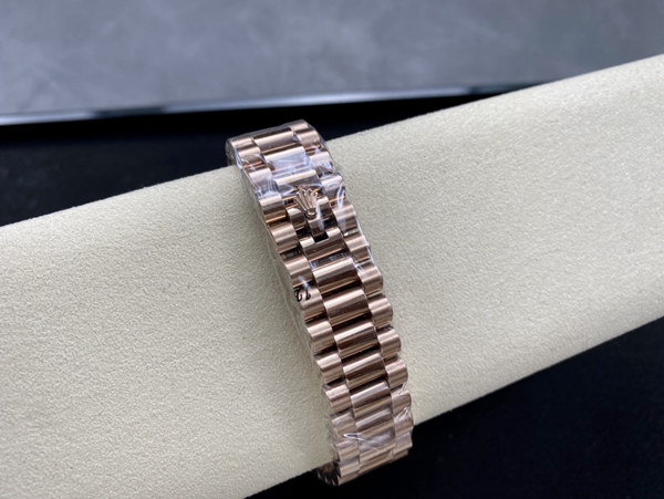 激安ロレックス着用イメージ